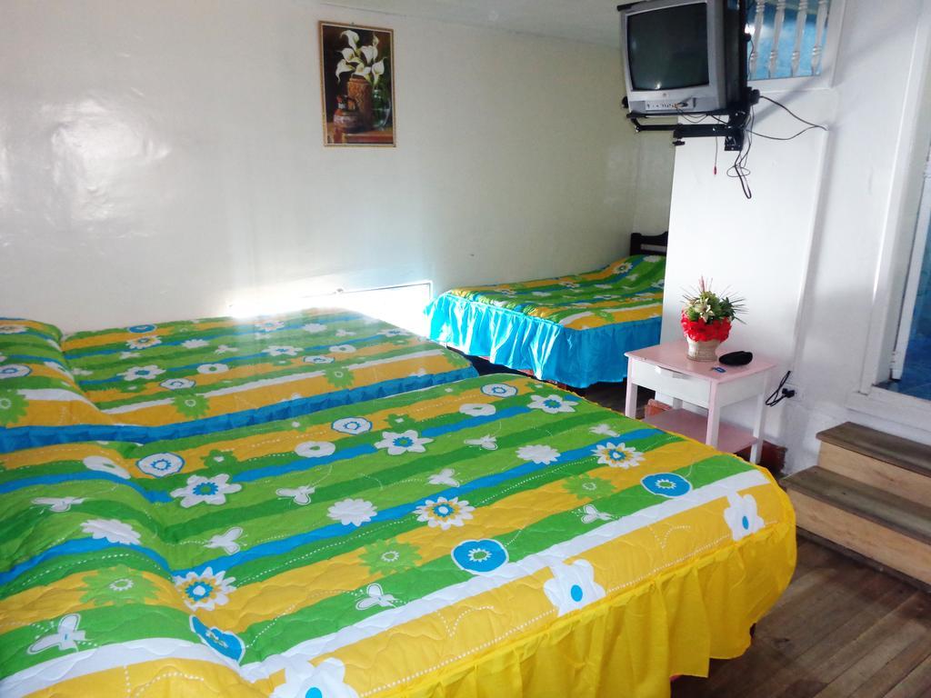 Hostal Yumbo Imperial Quito Habitación foto
