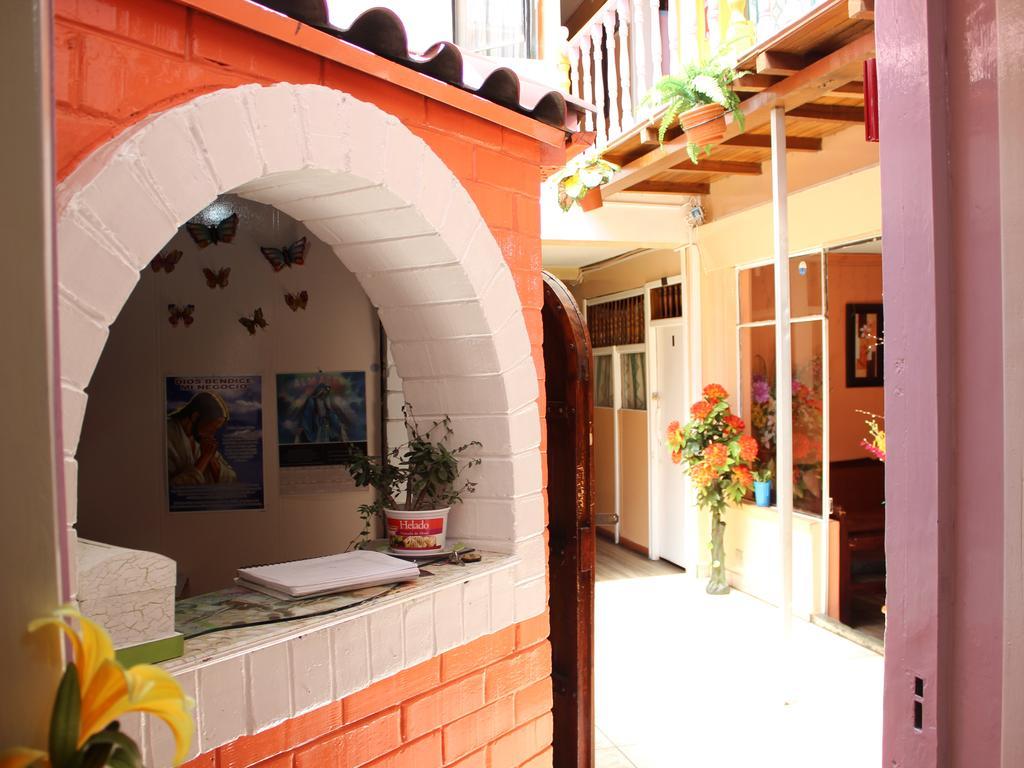 Hostal Yumbo Imperial Quito Exterior foto